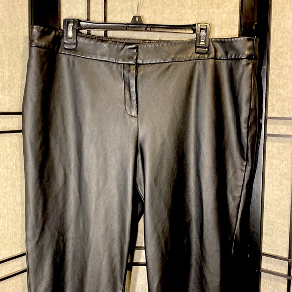 Liz Claiborne size 14 faux leather black pants - altered to cropped 26 inseam - Picture 2 of 9